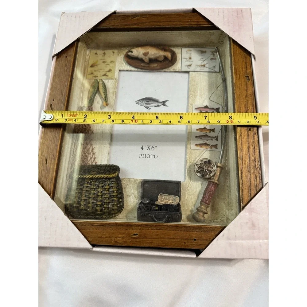 VINTAGE Frame Fishing Shadow Box 4X6 picture space HEAVY Wood‎ / Tackle Box Pole